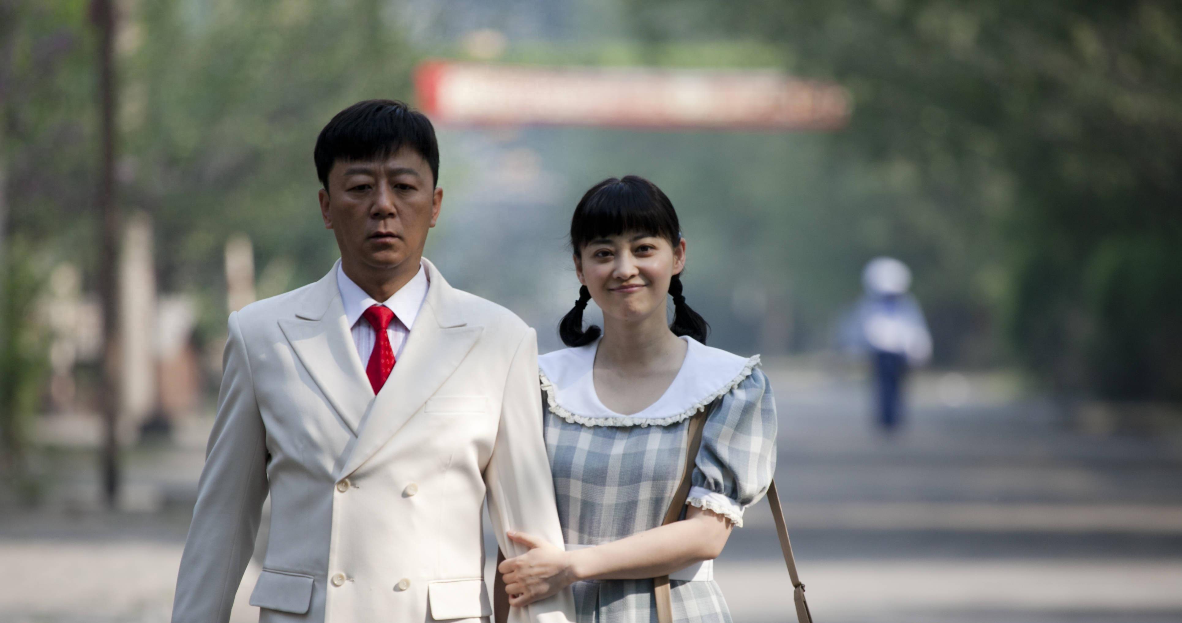 刚火就要离婚多年后两人状况天差地别凯发k8登录梅婷：花5年捧红的丈夫(图6)
