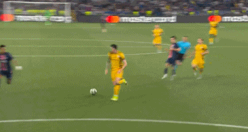 年欧冠圆梦加冕4冠王喜极而泣5-0夺冠！巴黎创历史：55(图1)