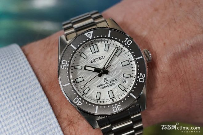 性能兼具堪称今夏最“浪”潜水表！预算8k起这6块表耐用扛造颜值(图13)