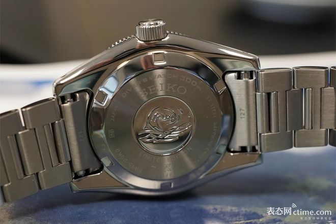 性能兼具堪称今夏最“浪”潜水表！预算8k起这6块表耐用扛造颜值(图12)