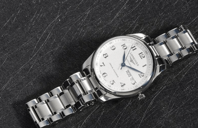 认“永不过时”的腕表你拥有几块？手表的档次等级重要吗？盘点8大公(图5)